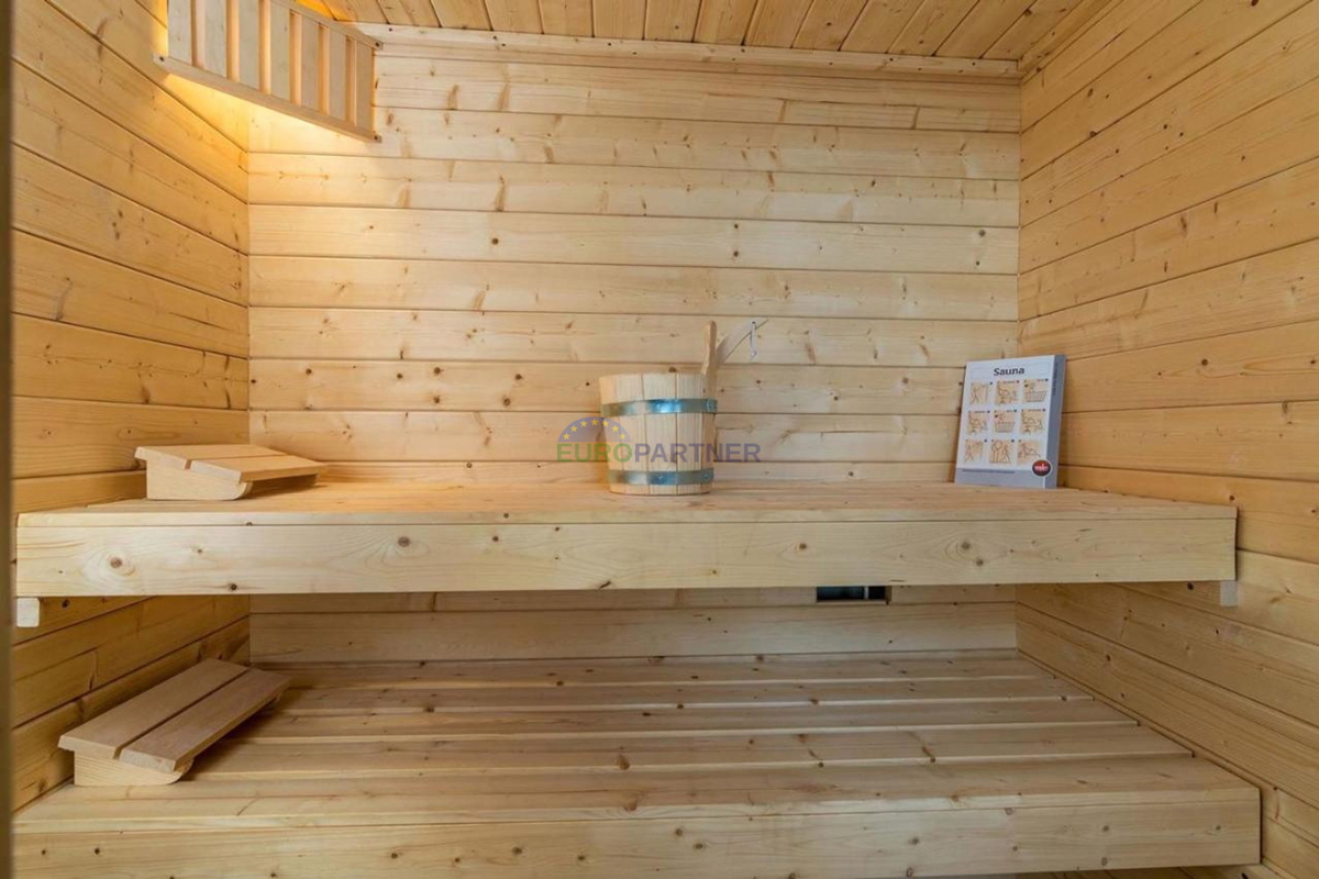 Istria, Motovun, casa in pietra con splendida vista nei dintorni di Motovun