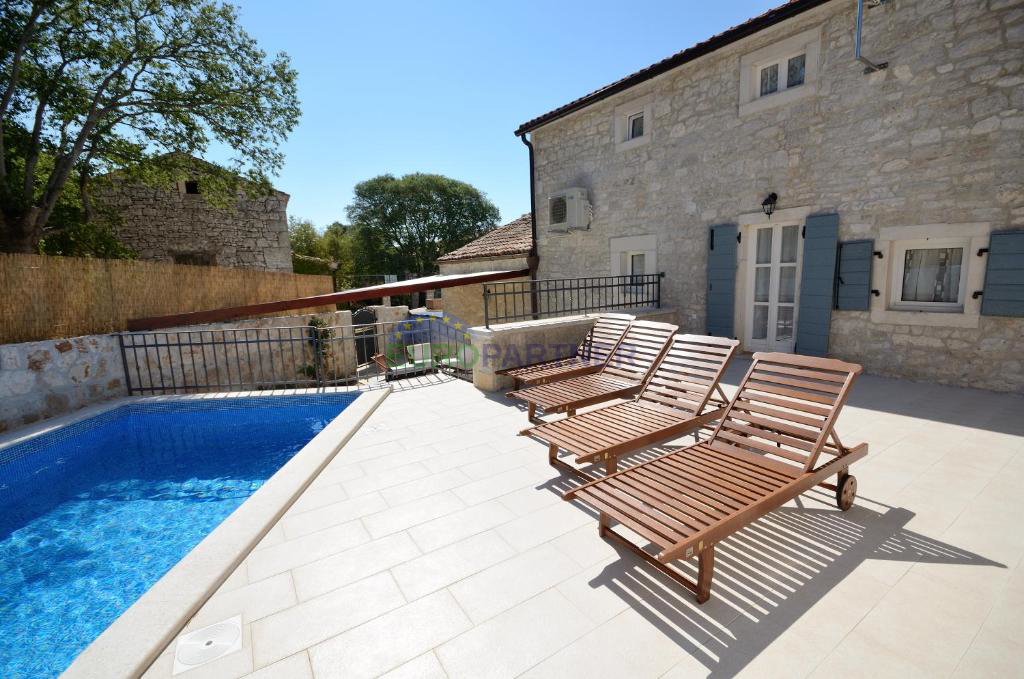 Istria, casa in pietra nei dintorni di Rovigno