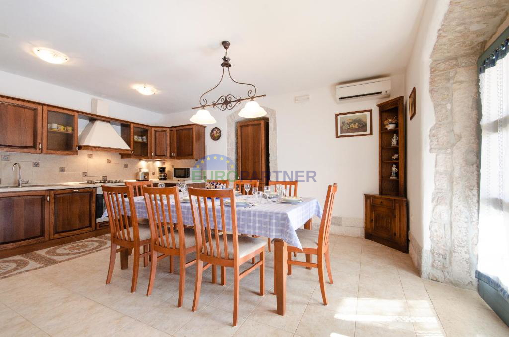 Istria, casa in pietra nei dintorni di Rovigno