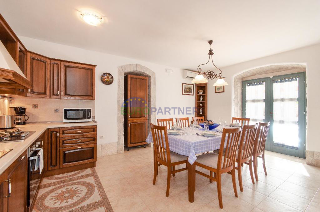 Istria, casa in pietra nei dintorni di Rovigno