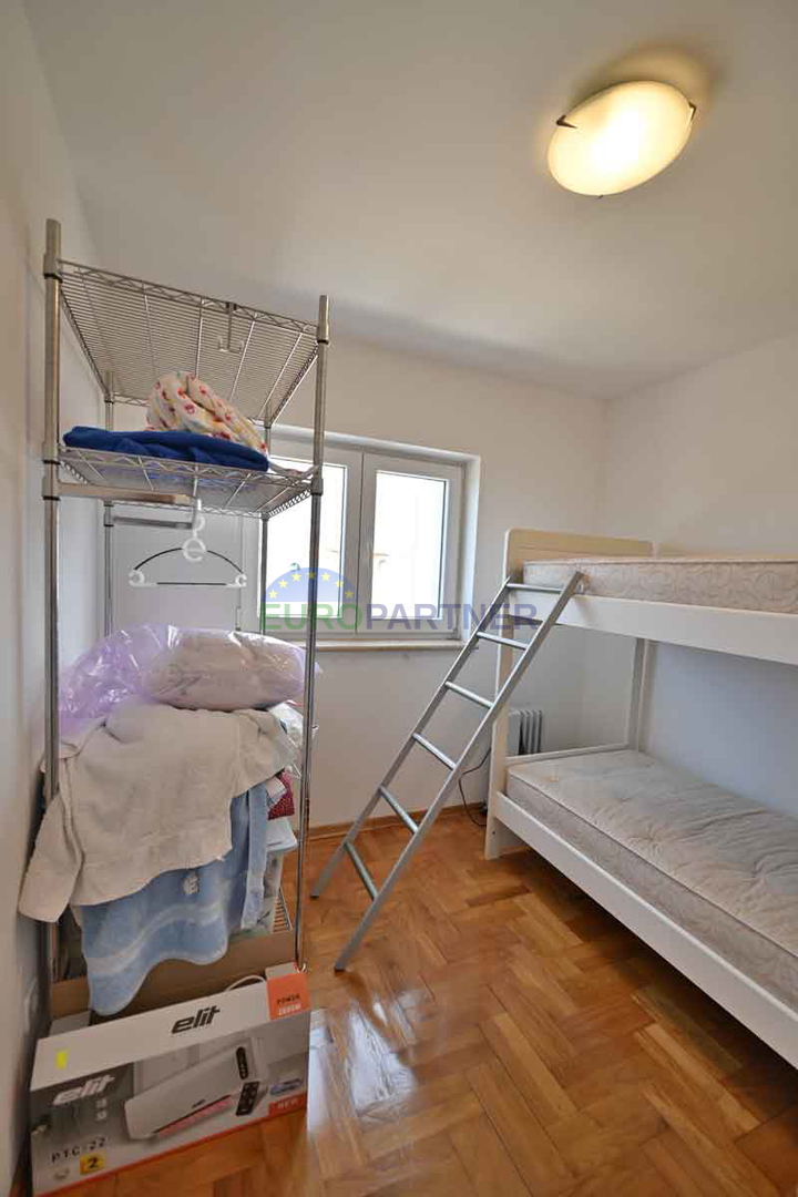 Poreč, appartamento con vista mare - 1 km dalla spiaggia