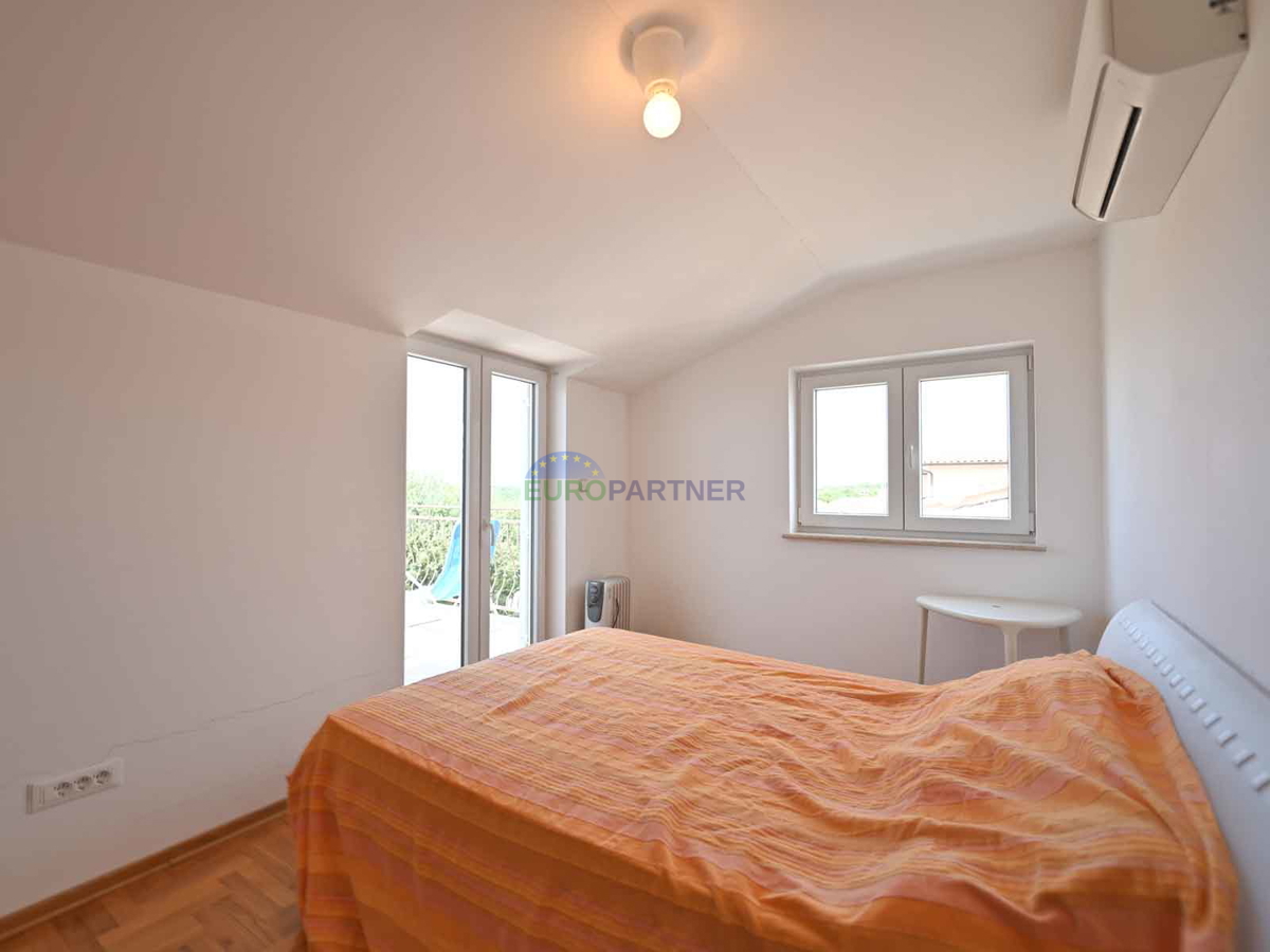 Poreč, appartamento con vista mare - 1 km dalla spiaggia