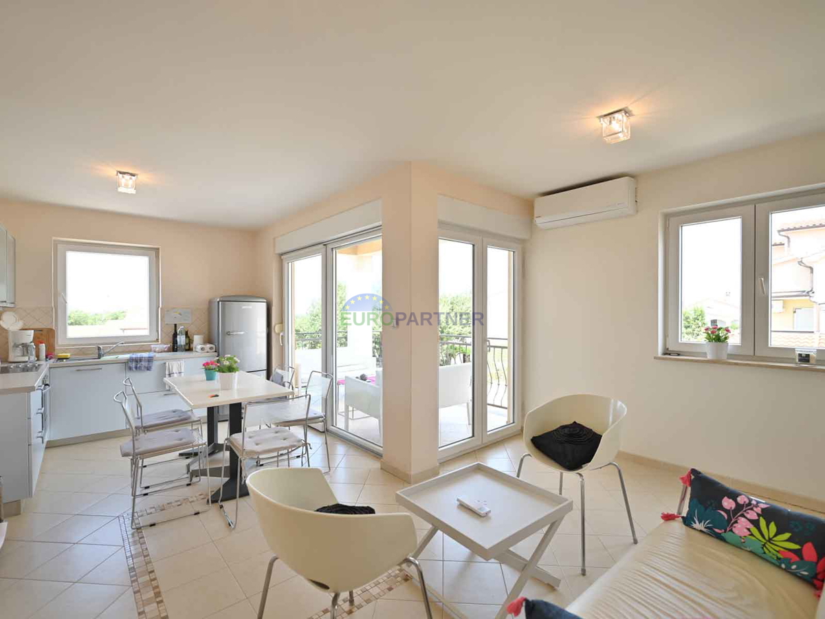 Poreč, appartamento con vista mare - 1 km dalla spiaggia