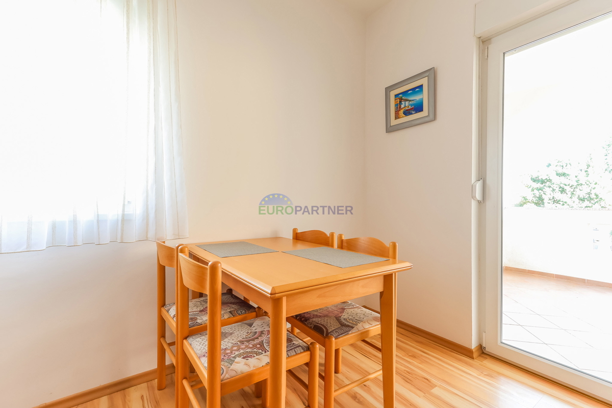 Casa indipendente con 4 appartamenti, Funtana