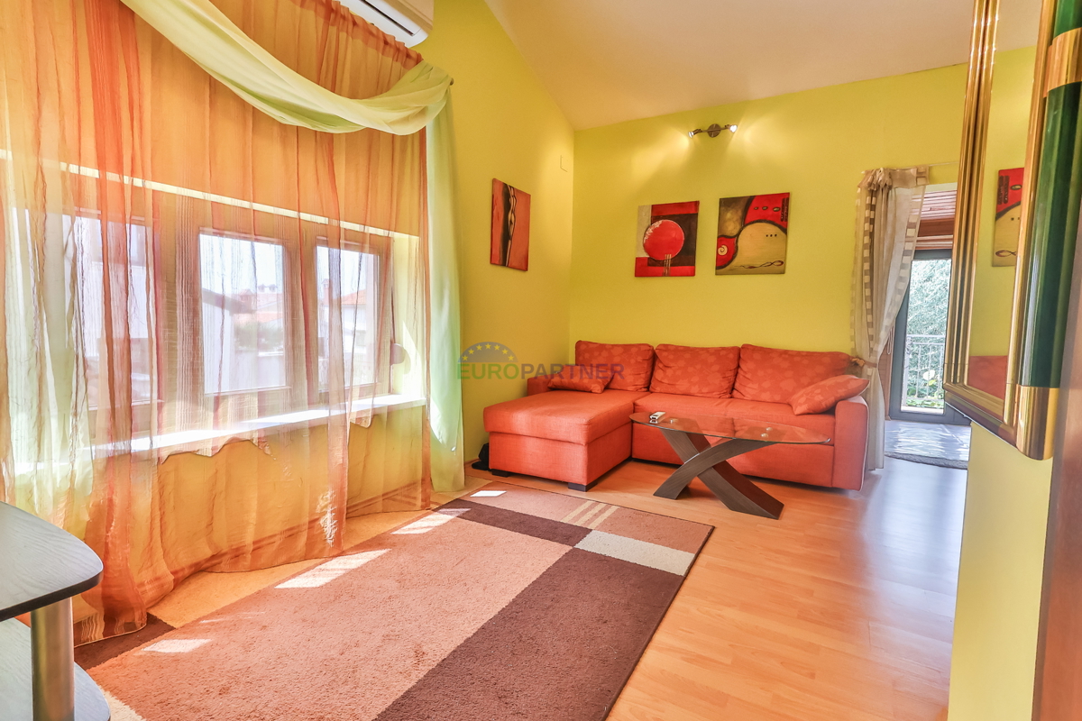 Appartamento con giardino, Poreč, a 800 m dal mare