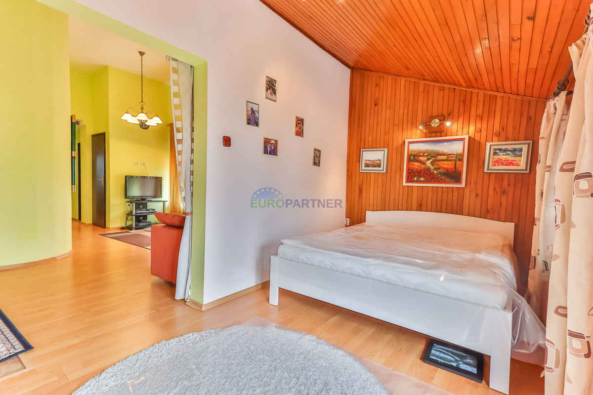 Appartamento con giardino, Poreč, a 800 m dal mare