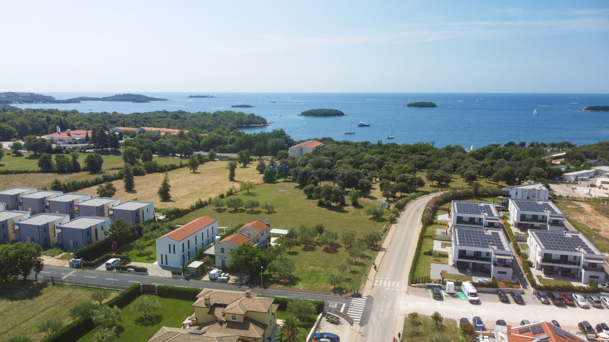 Istra, Funtana, terreno edificabile a 100 m dal mare