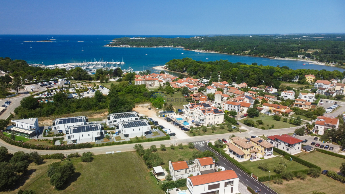 Istra, Funtana, terreno edificabile a 100 m dal mare