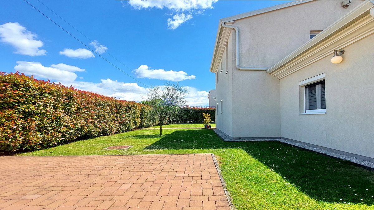Villa indipendente con piscina, Poreč, Istria
