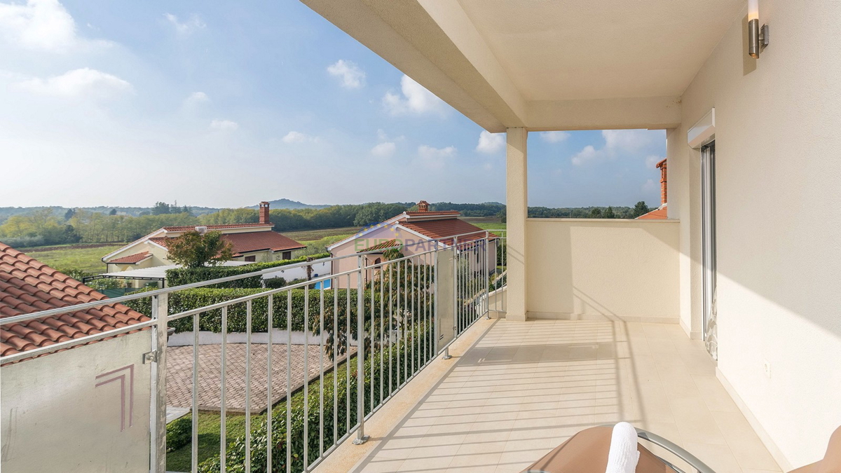 Villa indipendente con piscina, Poreč, Istria