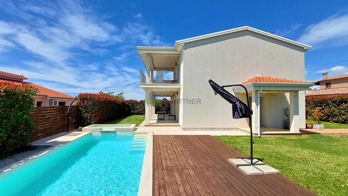 Villa indipendente con piscina, Poreč, Istria