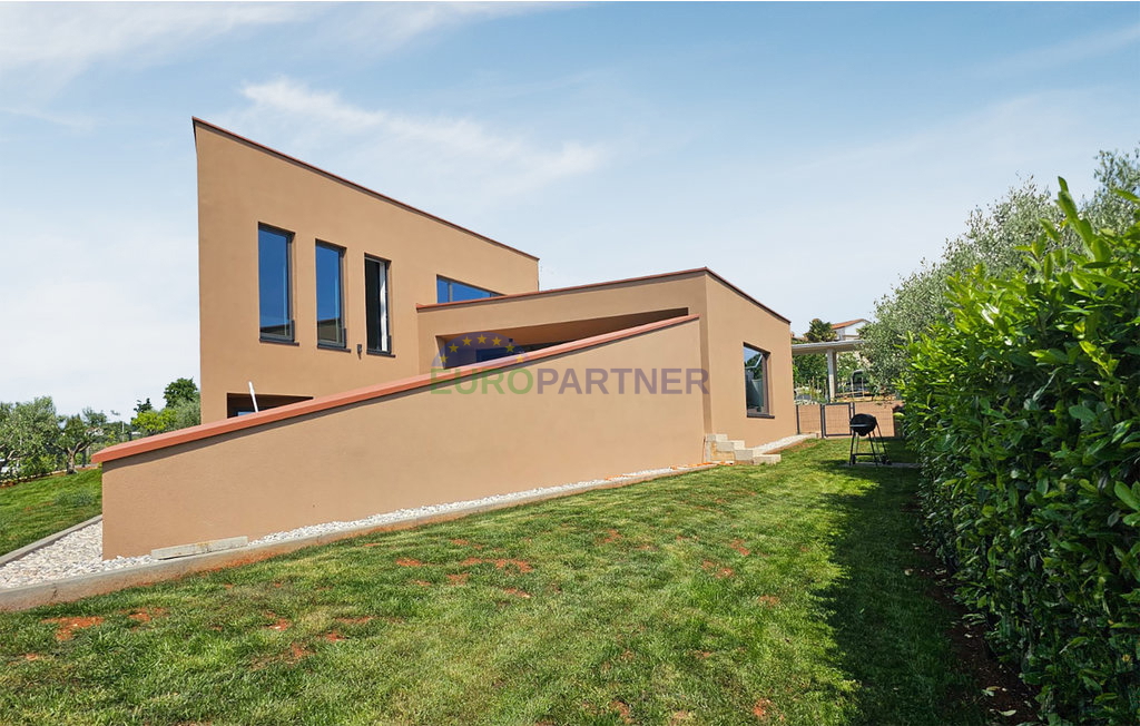 Istra, Novigrad, villa moderna con piscina