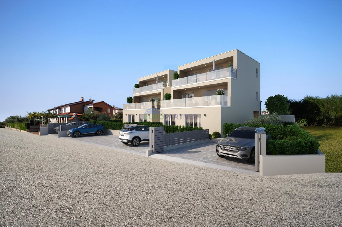 Istria, Parenzo, appartamento moderno con giardino