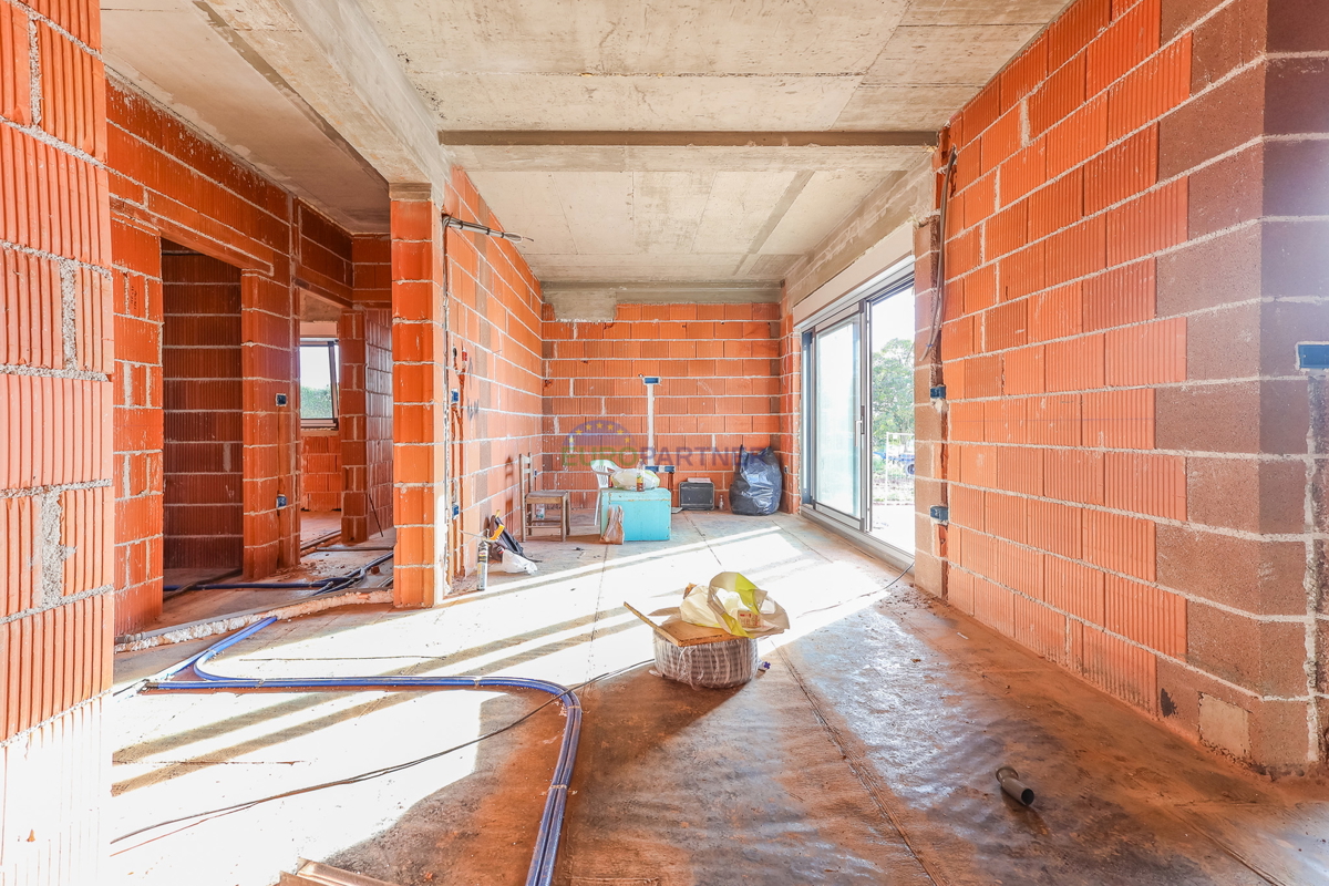 Appartamento con cortile di 400 m2, Poreč