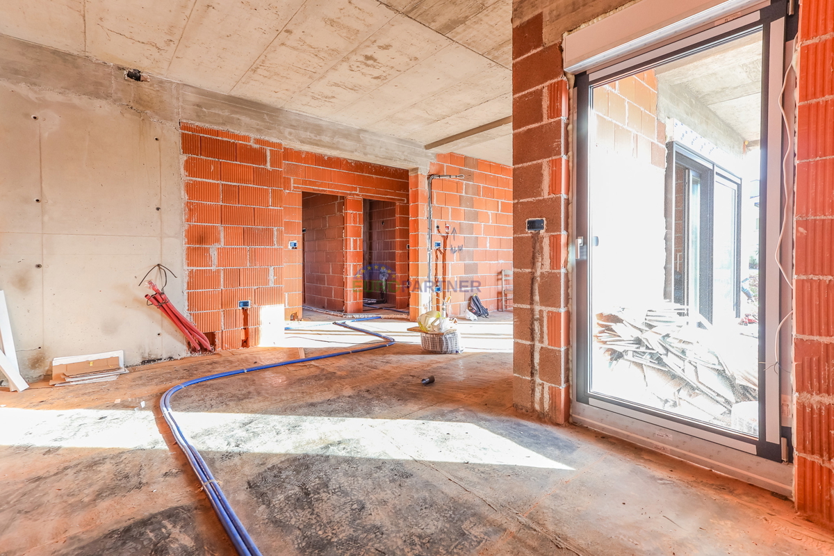 Appartamento con cortile di 400 m2, Poreč