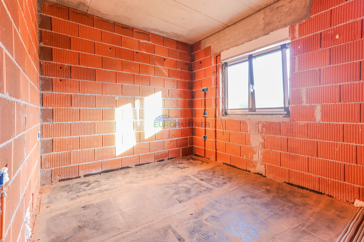 Appartamento con cortile di 400 m2, Poreč