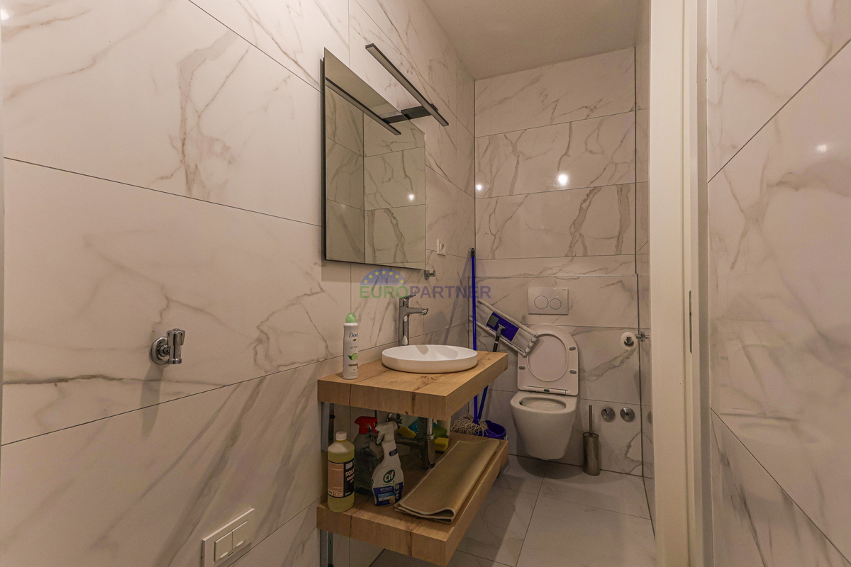 Appartamento di lusso a 500 m dal mare! Poreč