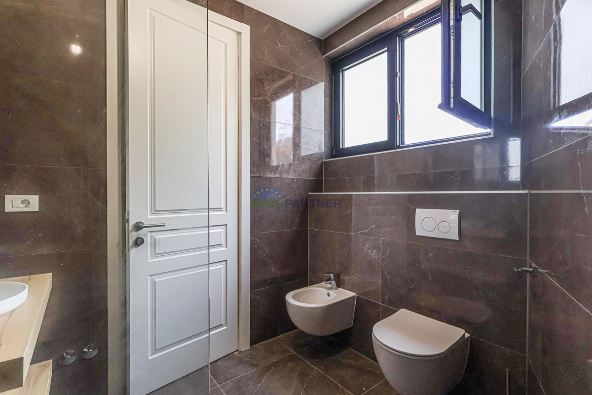 Appartamento di lusso a 500 m dal mare! Poreč