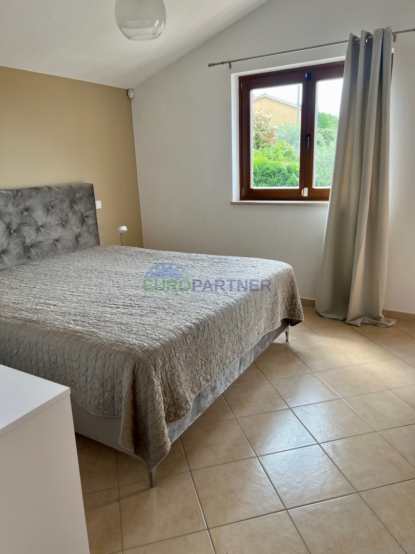 Casa con vista aperta sulla natura, Parenzo, a 7 km dal mare