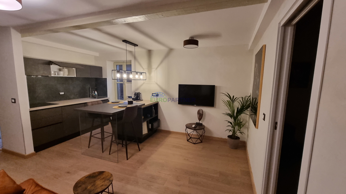 Un bellissimo appartamento con monolocale nel centro di Rovigno