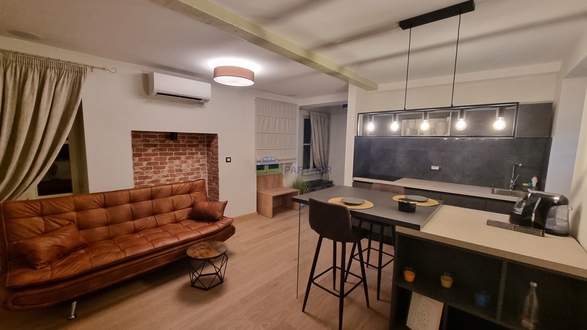 Un bellissimo appartamento con monolocale nel centro di Rovigno