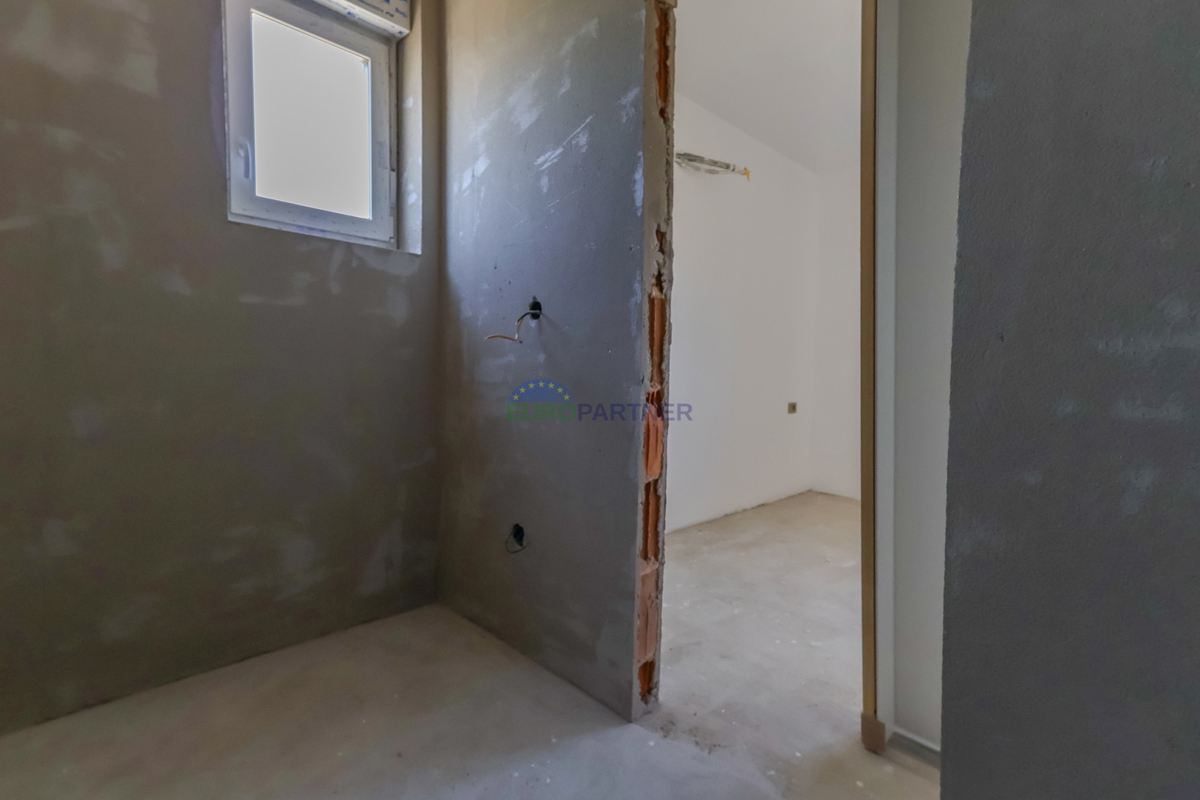 Appartamento 93m2 con piscina, Parenzo