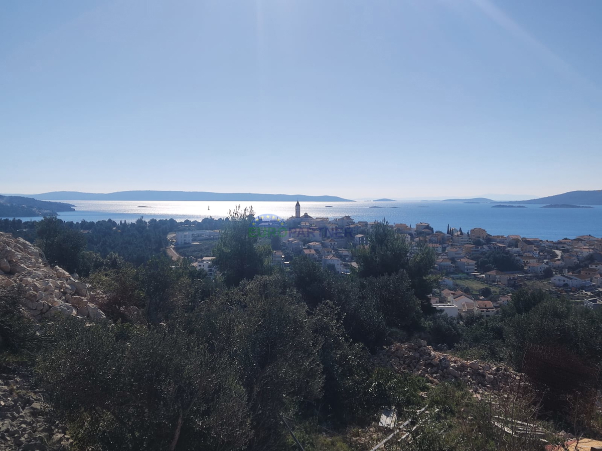 Nuova villa moderna con splendida vista mare