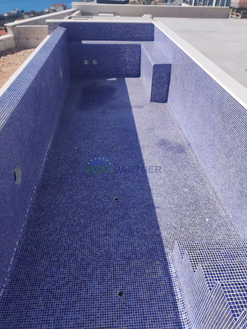 Nuova villa moderna con splendida vista mare