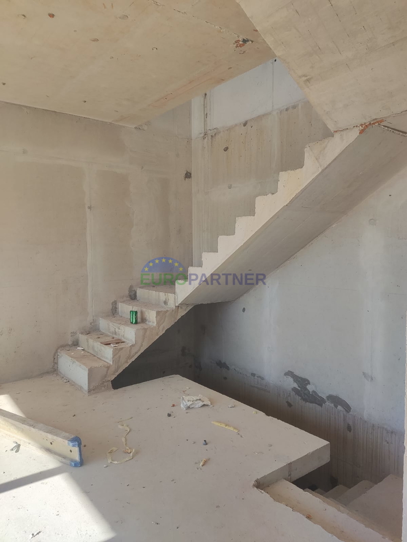 Nuova villa moderna con splendida vista mare