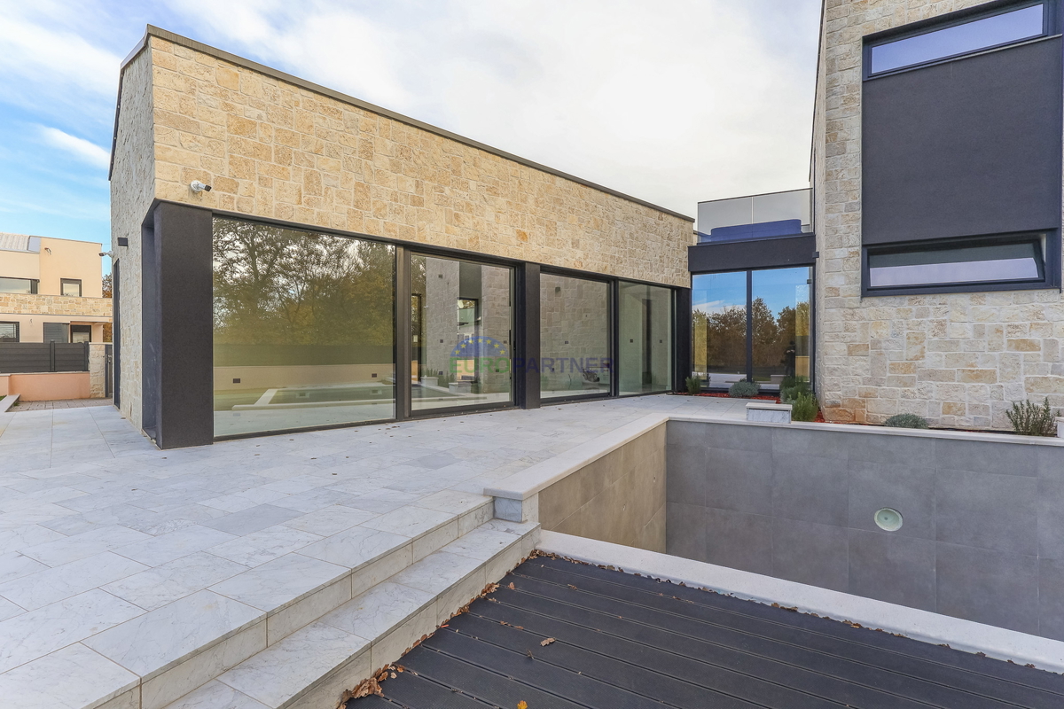 Bella villa moderna a 5 km da Parenzo