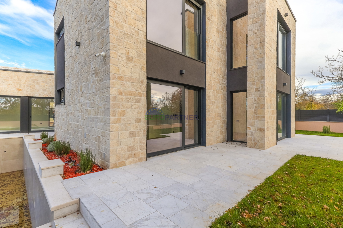 Bella villa moderna a 5 km da Parenzo