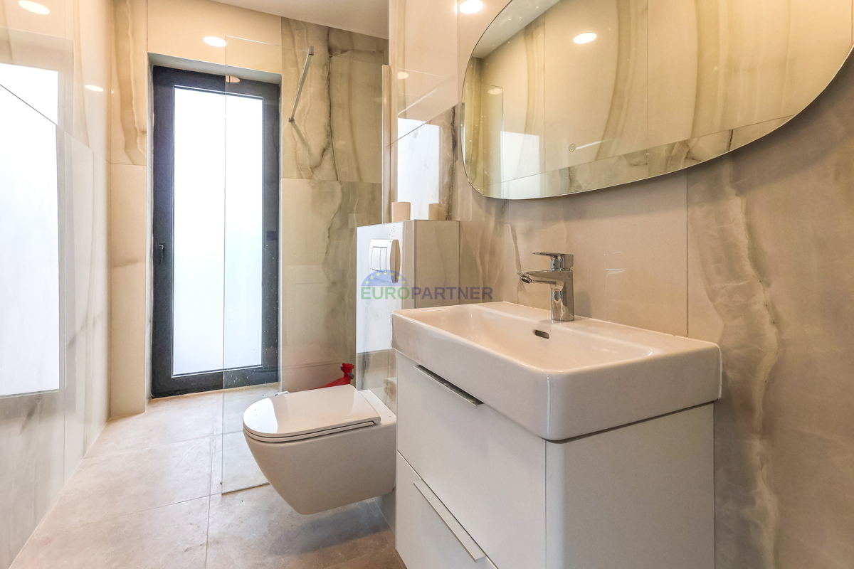 Bella villa moderna a 5 km da Parenzo