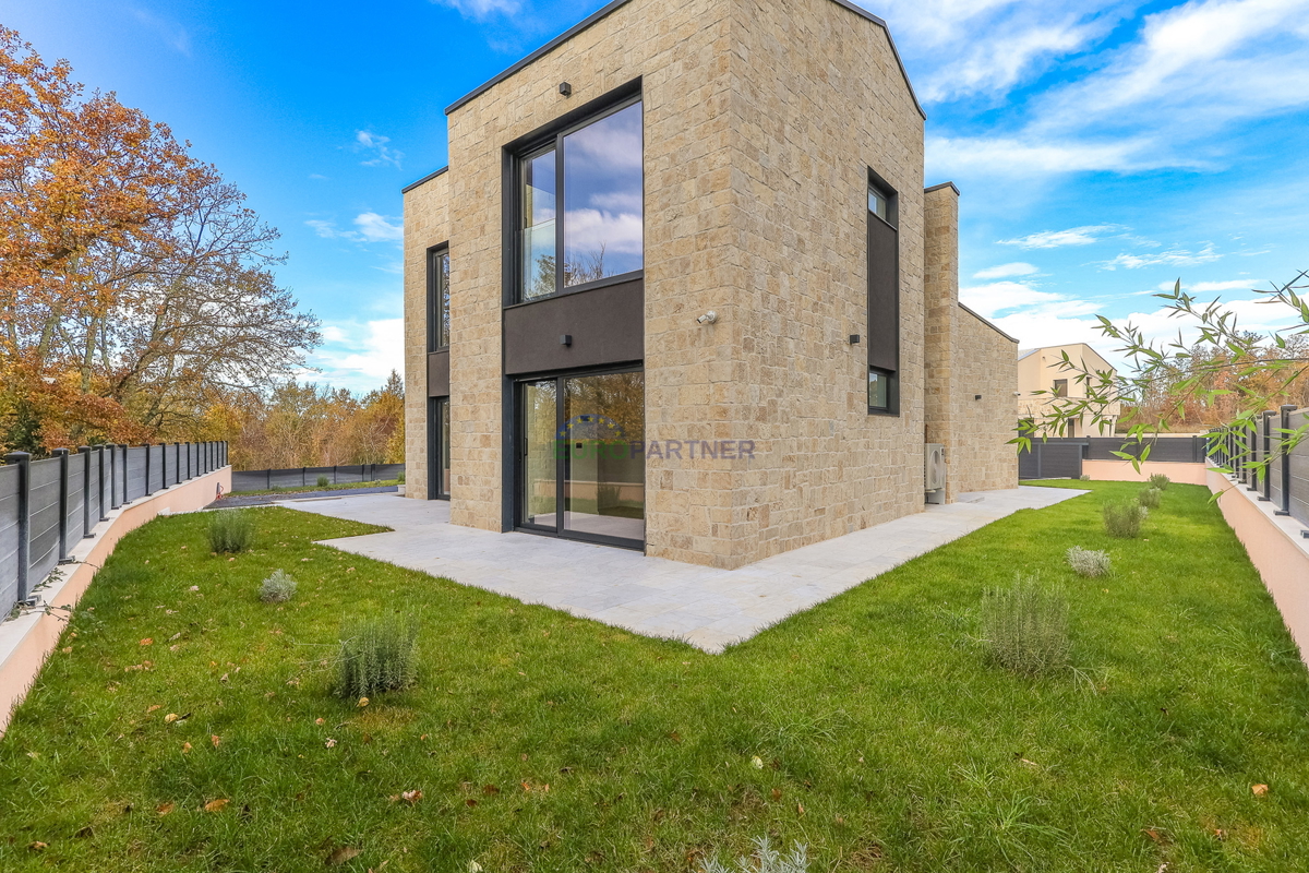 Bella villa moderna a 5 km da Parenzo