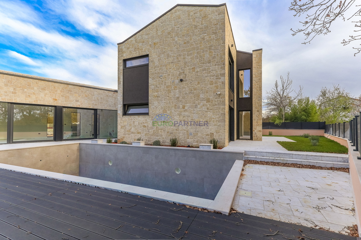 Bella villa moderna a 5 km da Parenzo