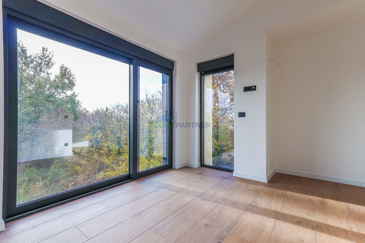 Bella villa moderna a 5 km da Parenzo