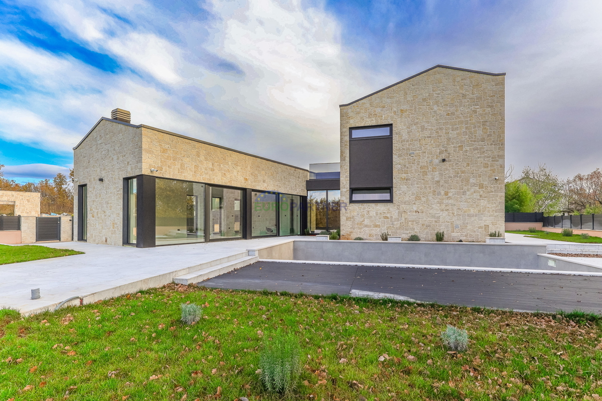 Bella villa moderna a 5 km da Parenzo