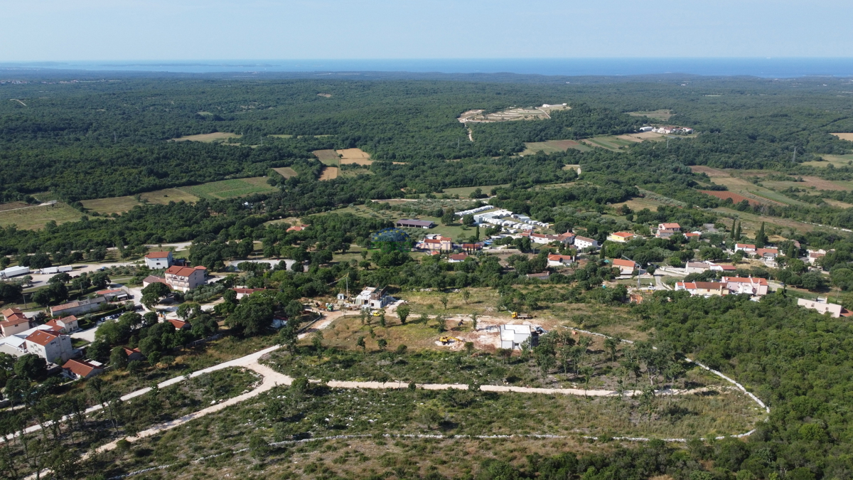 Terreno con vista panoramica sul MARE, nelle vicinanze di Rovigno