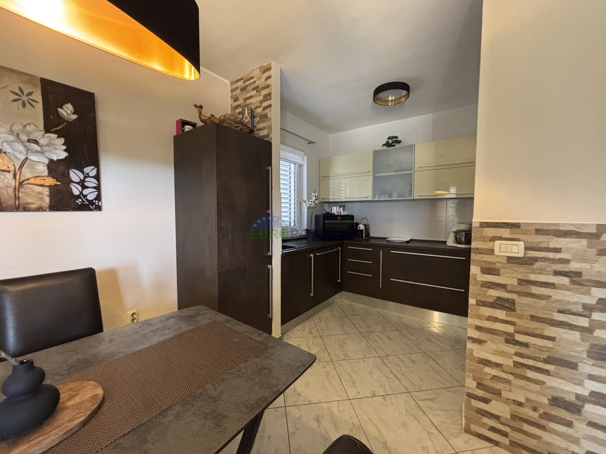 Istra, Poreč, appartamento al piano terra vicino alla città