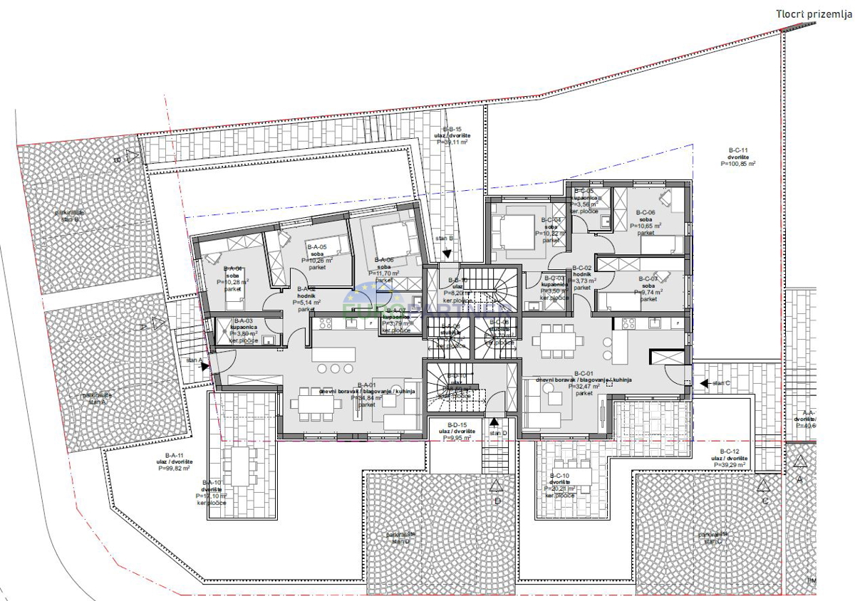 Appartamento al piano terra con giardino in un nuovo edificio, Parenzo, a 1 km dal mare