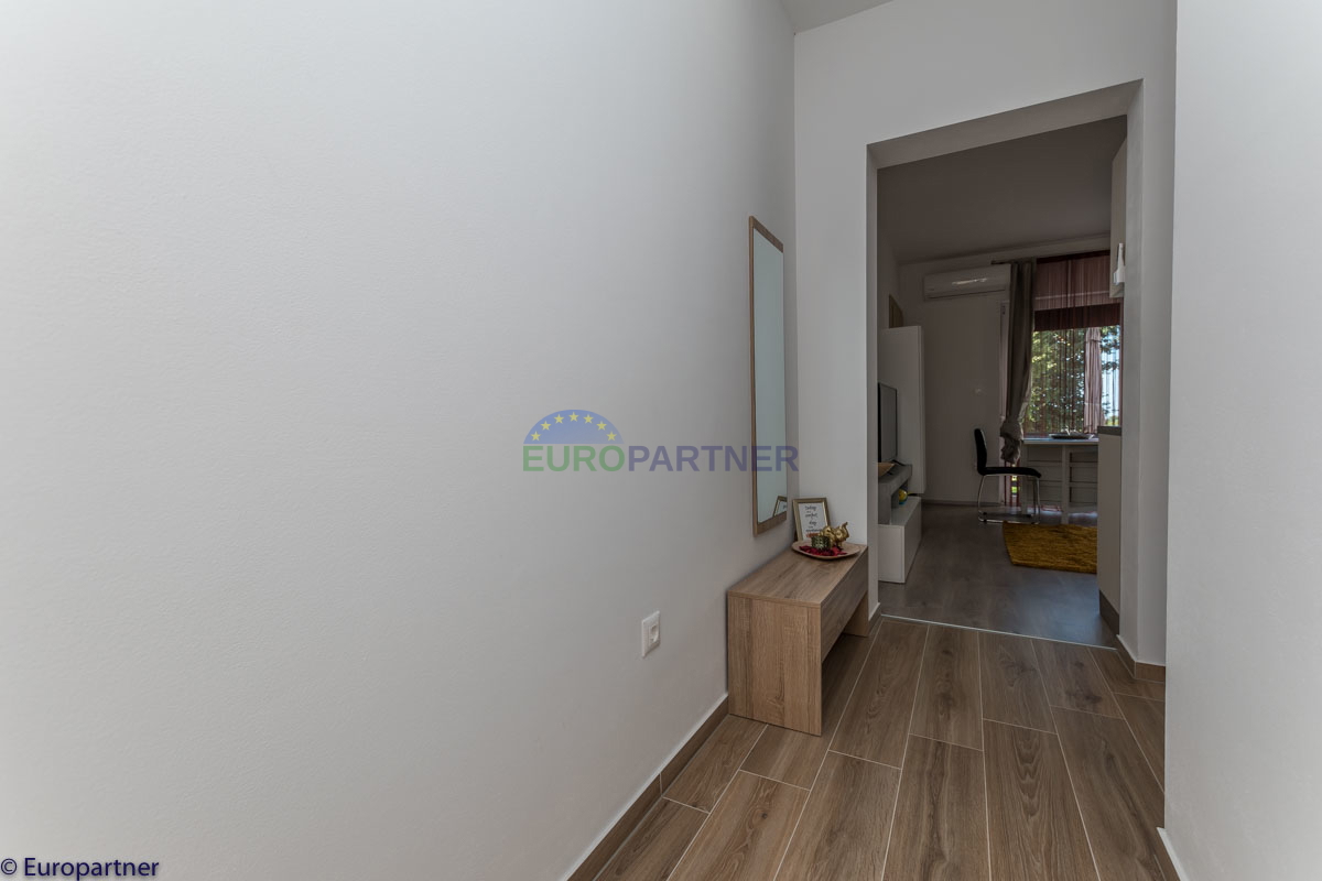 Bella casa con appartamenti e vista mare