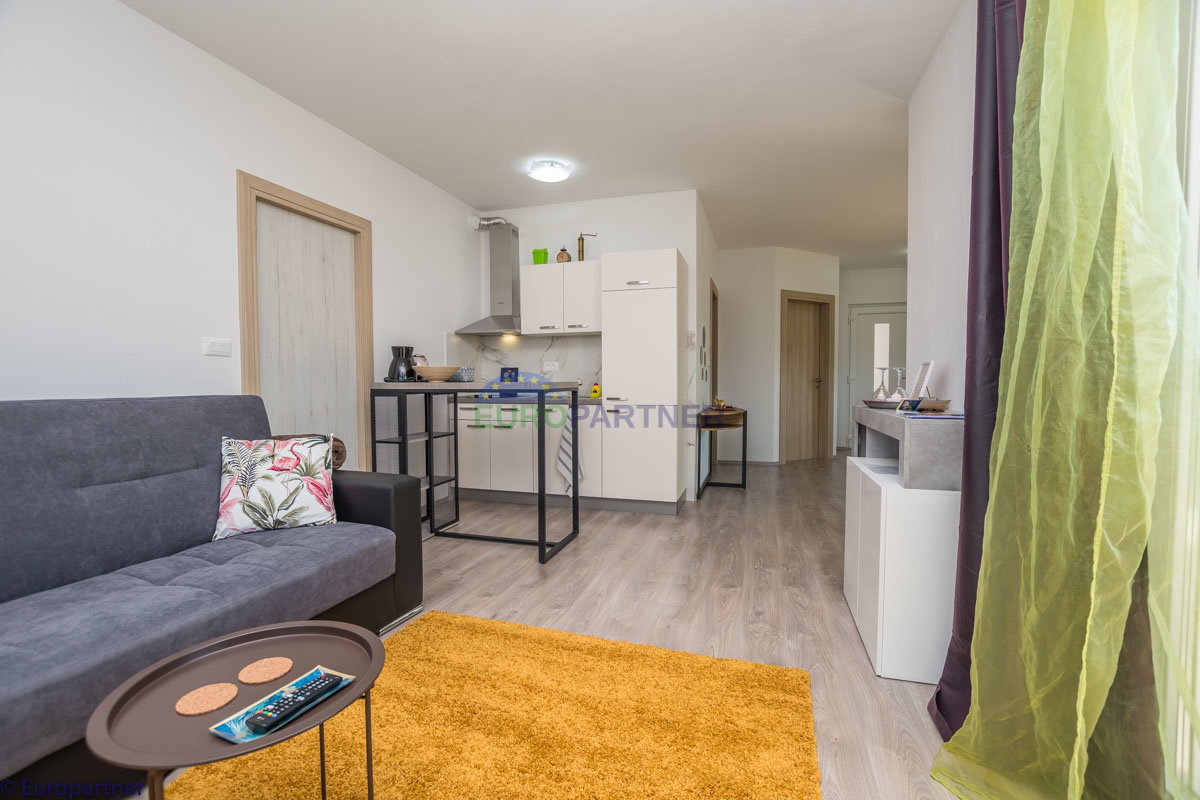 Bella casa con appartamenti e vista mare