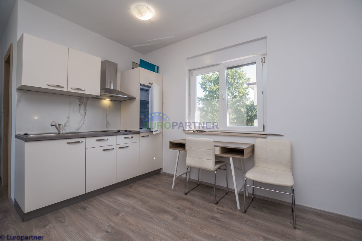 Bella casa con appartamenti e vista mare