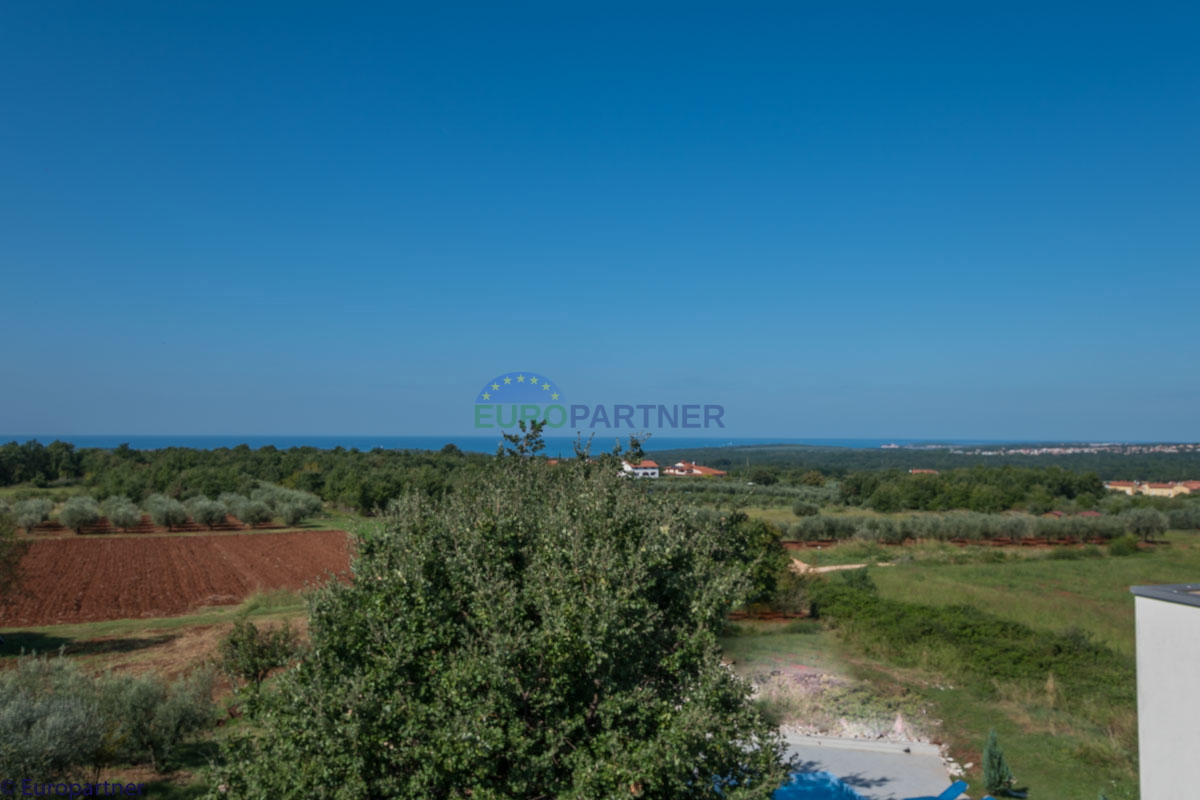 Bella casa con appartamenti e vista mare