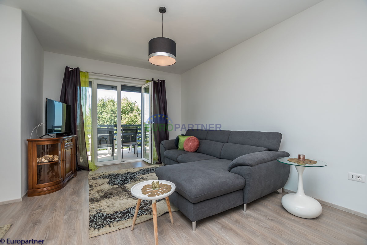 Bella casa con appartamenti e vista mare
