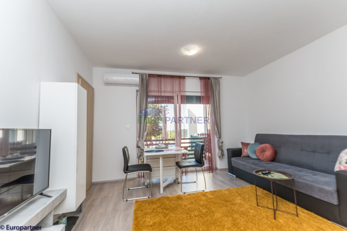Bella casa con appartamenti e vista mare