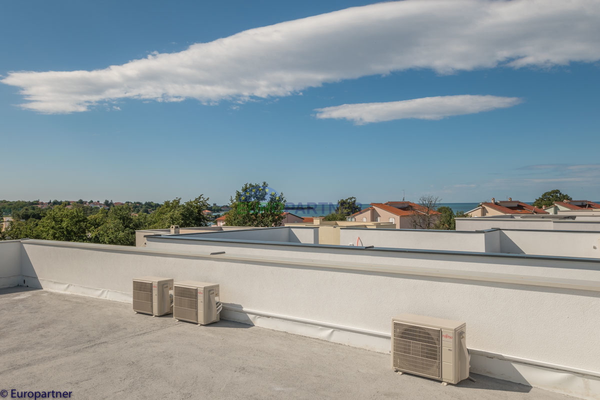 Casa moderna con vista mare vicino a Cittanova