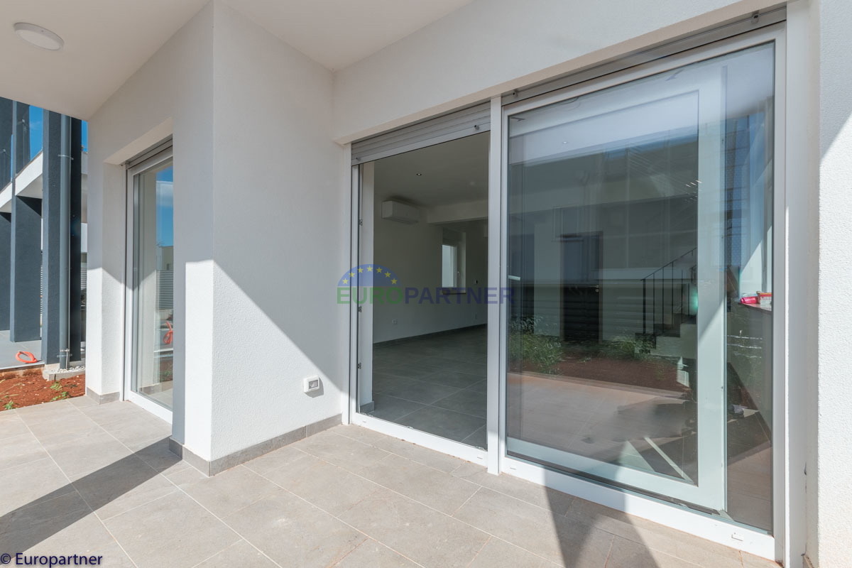 Casa moderna con vista mare vicino a Cittanova