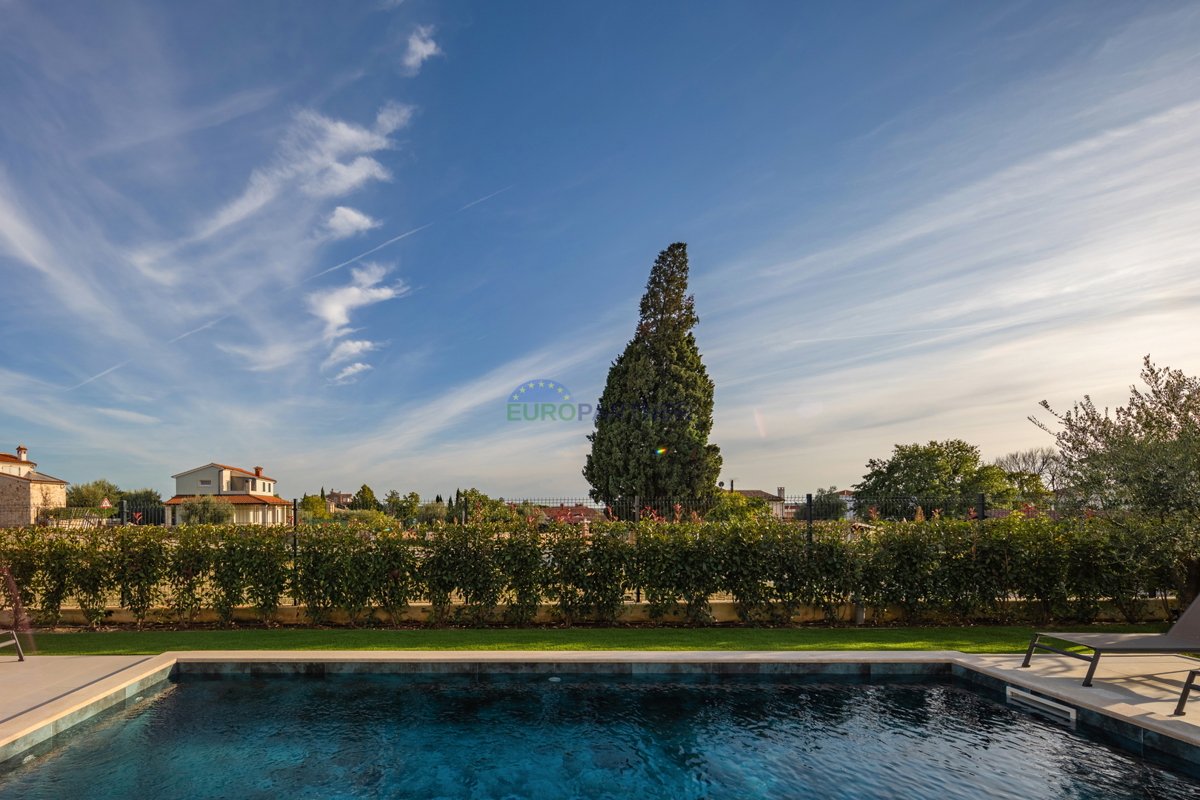 Lussuosa villa con incantevole vista sul mare e sulla città, Vabriga