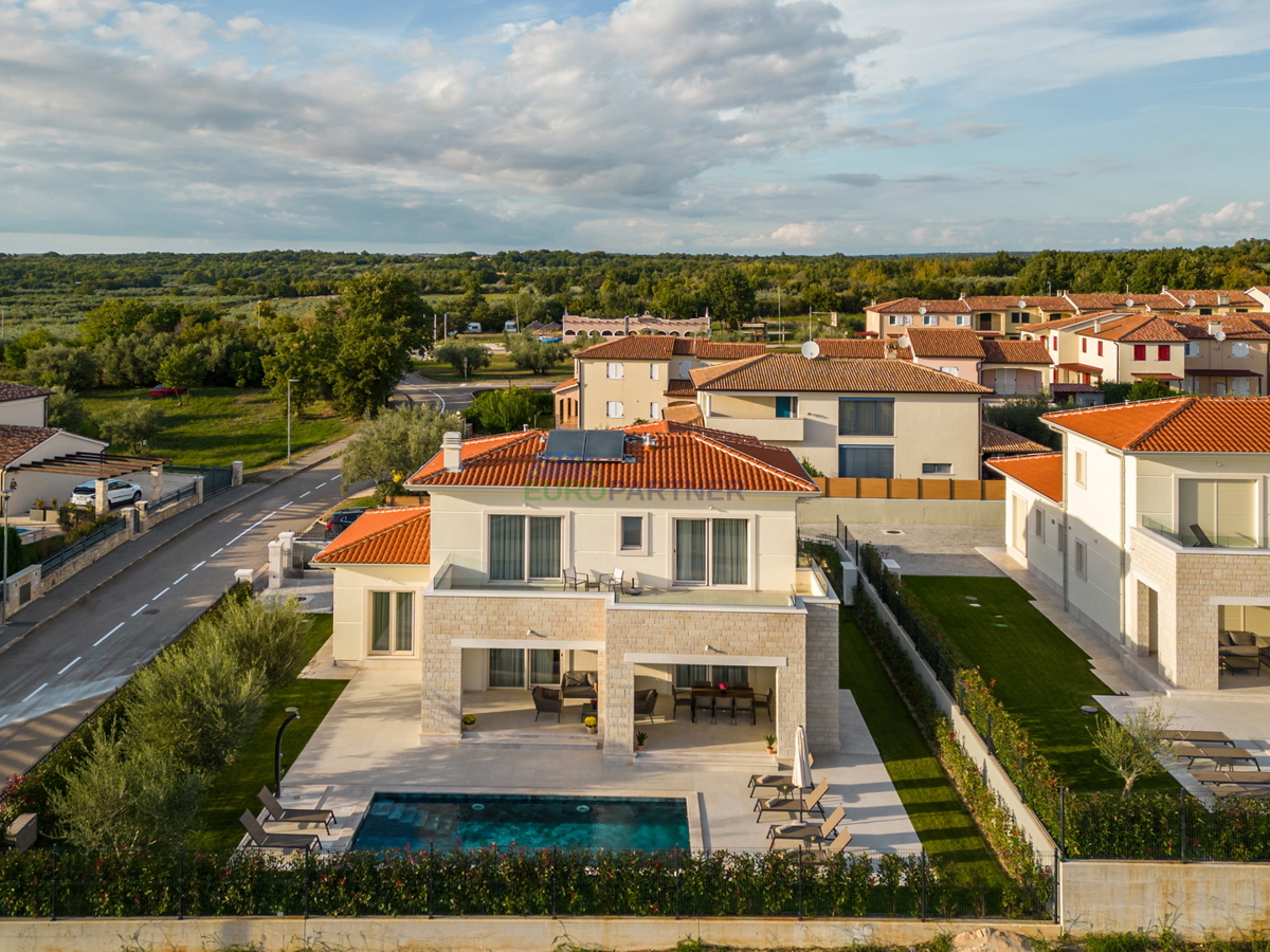 Lussuosa villa con incantevole vista sul mare e sulla città, Vabriga