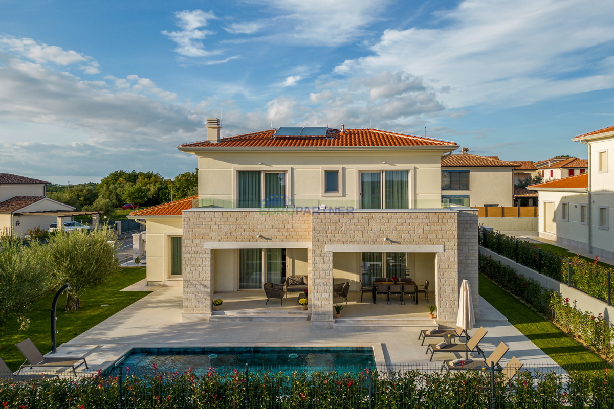 Lussuosa villa con incantevole vista sul mare e sulla città, Vabriga